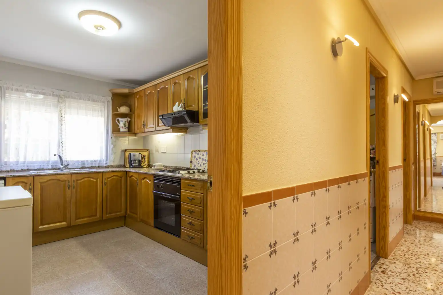 Cocina de Casa o chalet en venta en Llíria con Aire acondicionado, Jardín privado y Terraza