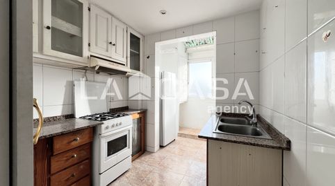 Foto 3 de Pis en venda a Lloreda, Badalona