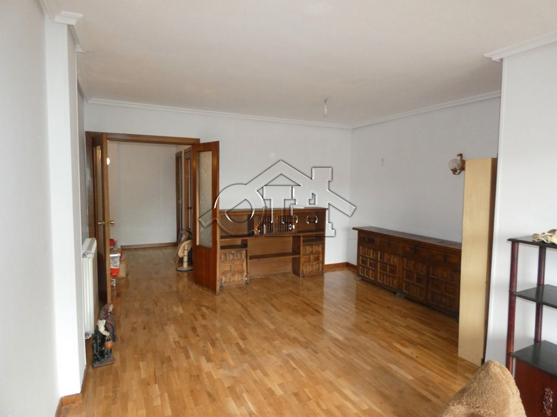 Living room of Flat for sale in Alcalá de Henares  with Heating, Parquet flooring and Terrace