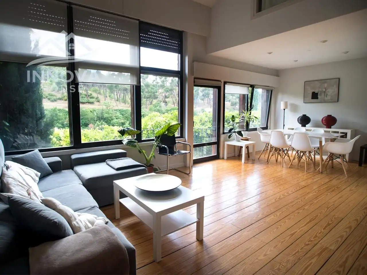 Sala de estar de Piso para compartir en Segovia con Calefacción, Jardín privado y Amueblado