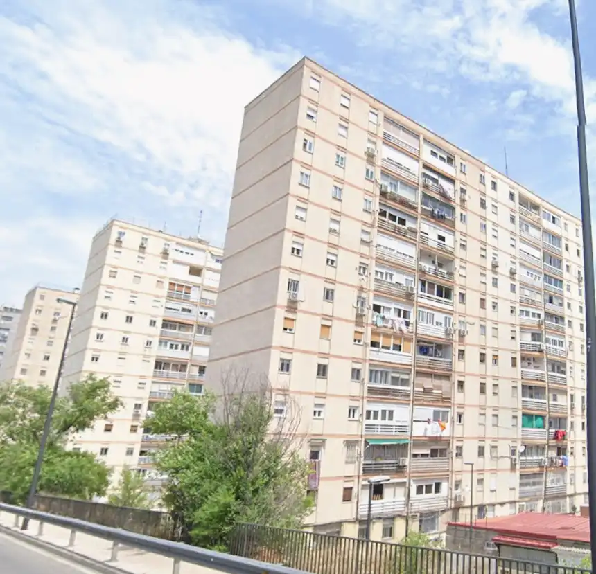 Vista exterior de Piso en venta en Madrid