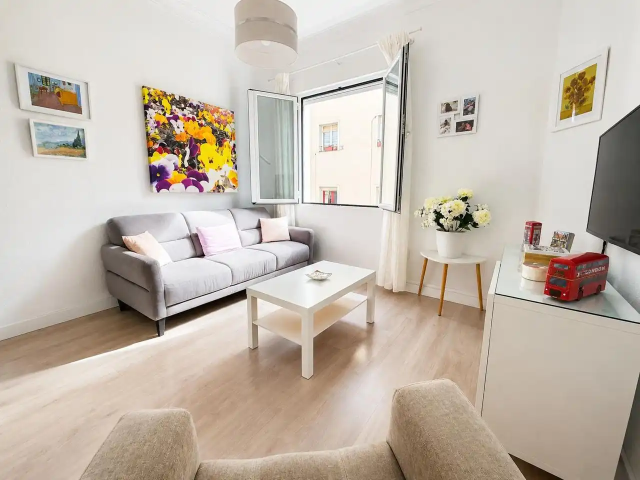Sala de estar de Piso en venta en Madrid