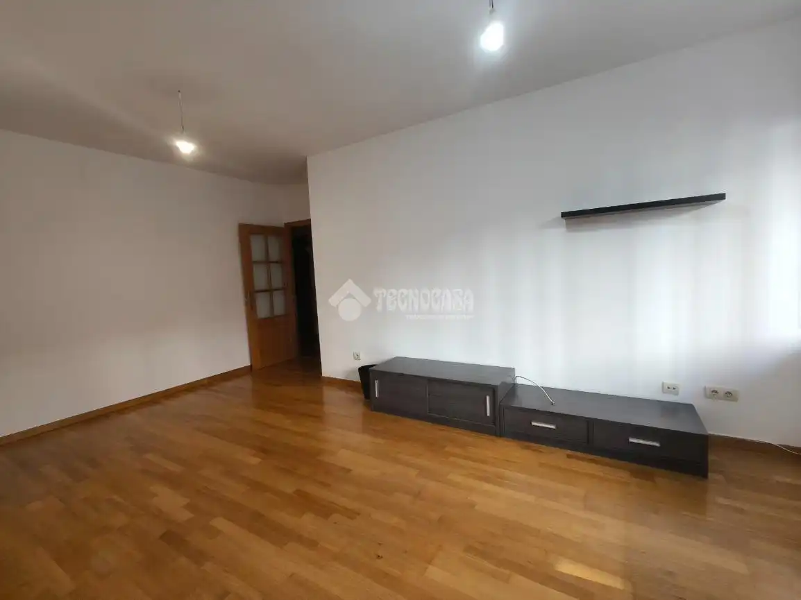 Sala d'estar de Pis de lloguer en Palencia amb Calefacció