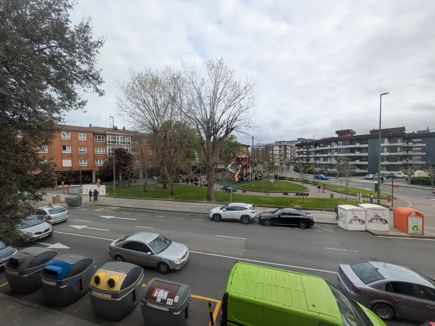Parking de Piso en venta en Getxo  con Calefacción, Terraza y Trastero