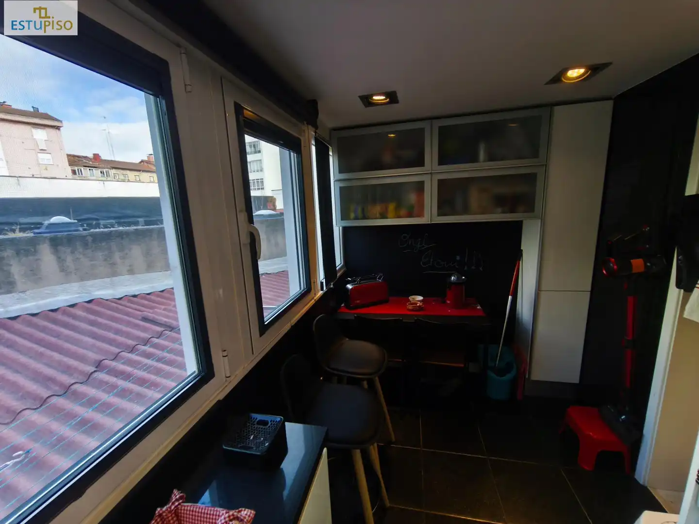 Cuina de Apartament en venda en Vitoria - Gasteiz amb Calefacció, Parquet i Traster