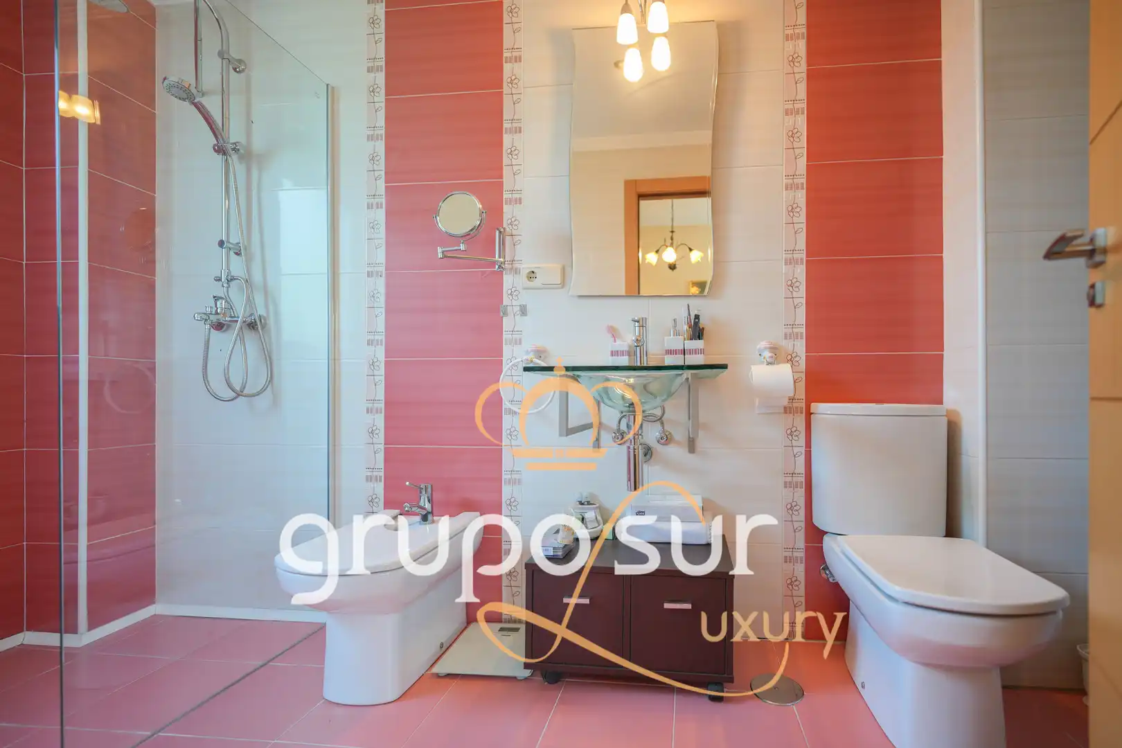 Baño de Casa o chalet en venta en Aldeamayor de San Martín con Calefacción, Jardín privado y Terraza