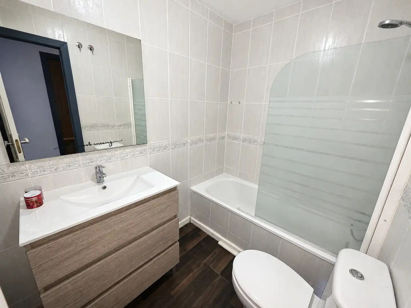Bany de Dúplex en venda en Vélez-Málaga amb Aire condicionat, Terrassa i Piscina comunitària