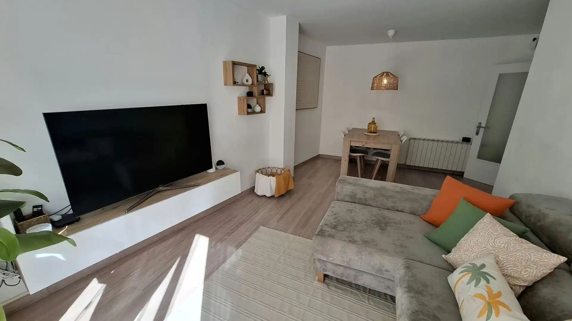 Living room of Flat for sale in Vallirana  with Air Conditioner, Heating and Terrace