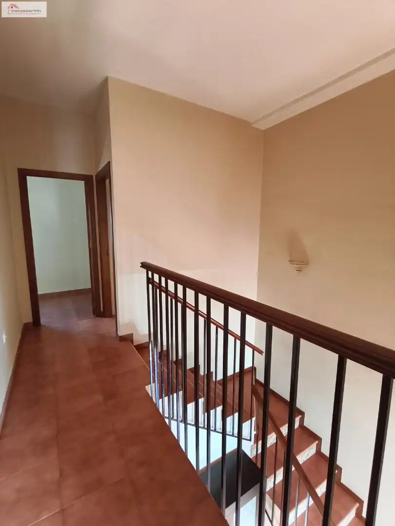 Detached homes for sale in Burguillos  with Air Conditioner, Storage room and Furnished