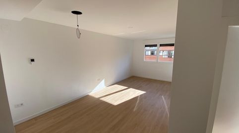 Foto 2 de Apartamento de alquiler en La Milagrosa, Albacete Capital