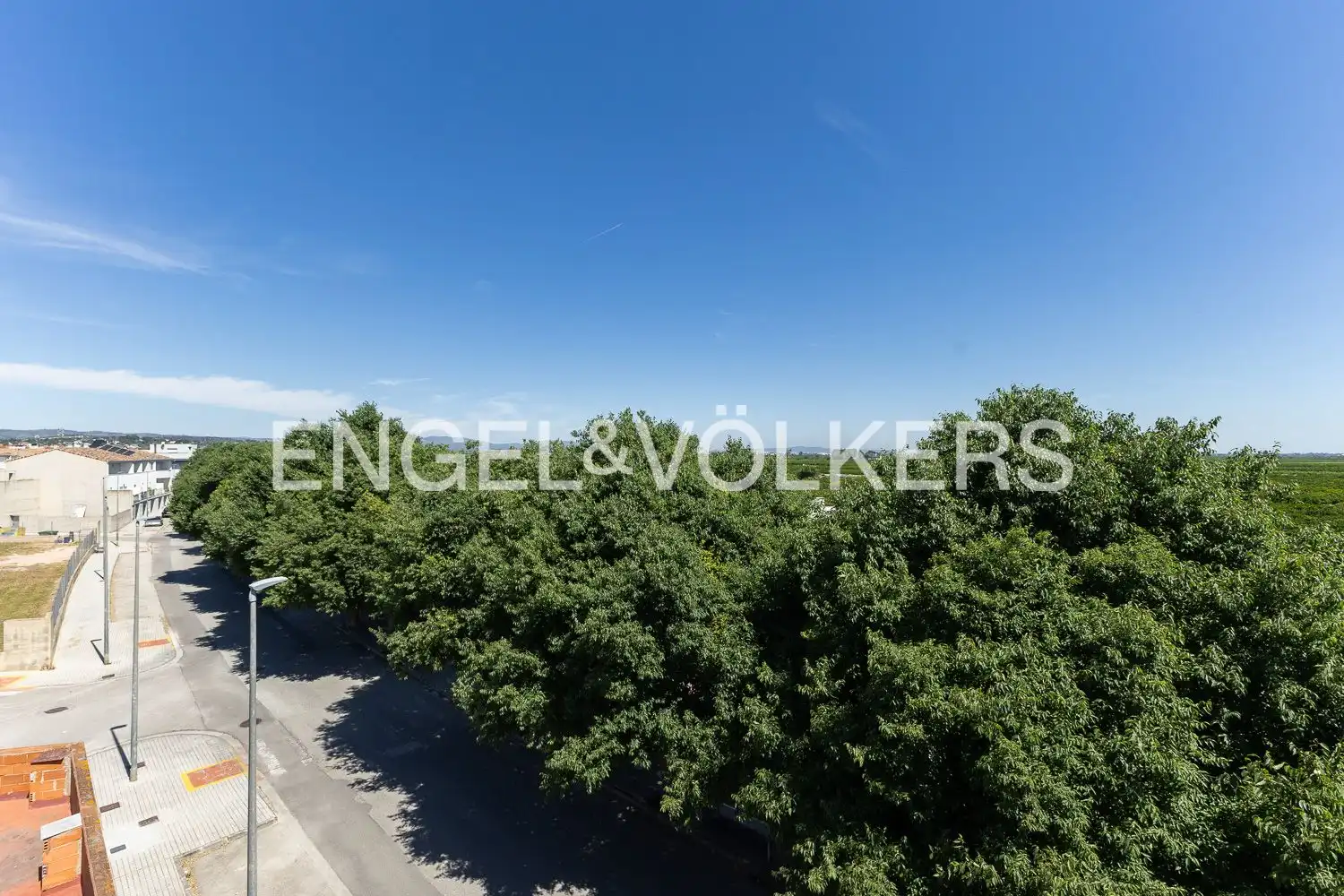 Houses for sale in Villanueva de Castellón  with Air Conditioner, Heating and Terrace