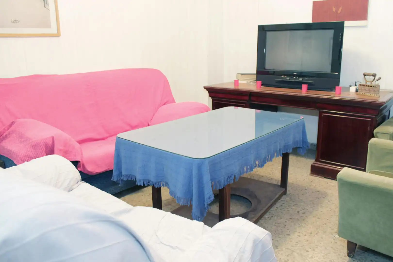 Wohnzimmer von Wohnung zur untervermieten in Sevilla mit Möbliert, Waschmaschine und Fernseher