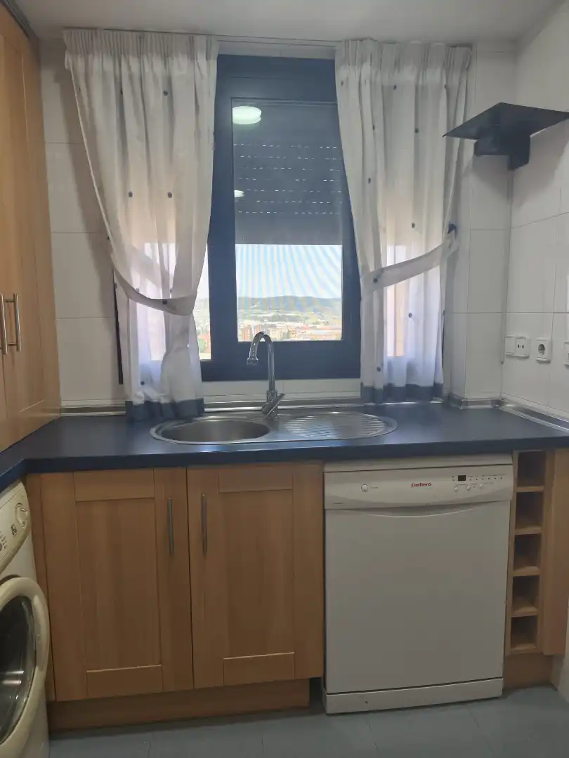 Kitchen of Flat for rent in Cuenca  with Air Conditioner, Heating and Parquet flooring