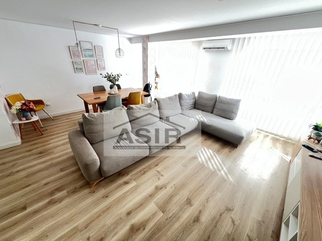 Living room of Flat for sale in Alberic  with Air Conditioner and Terrace