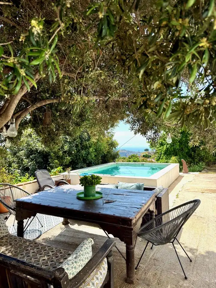 Piscina de Casa o xalet en venda en Almuñécar amb Aire condicionat, Jardí privat i Terrassa