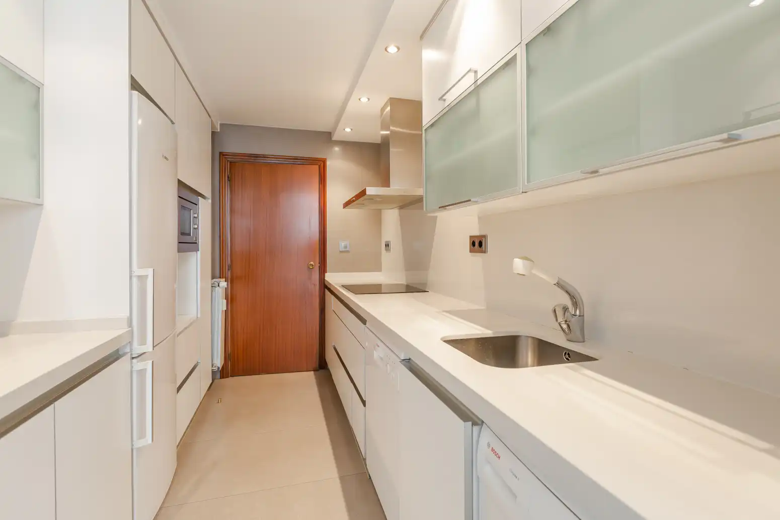 Cocina de Piso en venta en  Pamplona / Iruña con Calefacción, Terraza y Amueblado