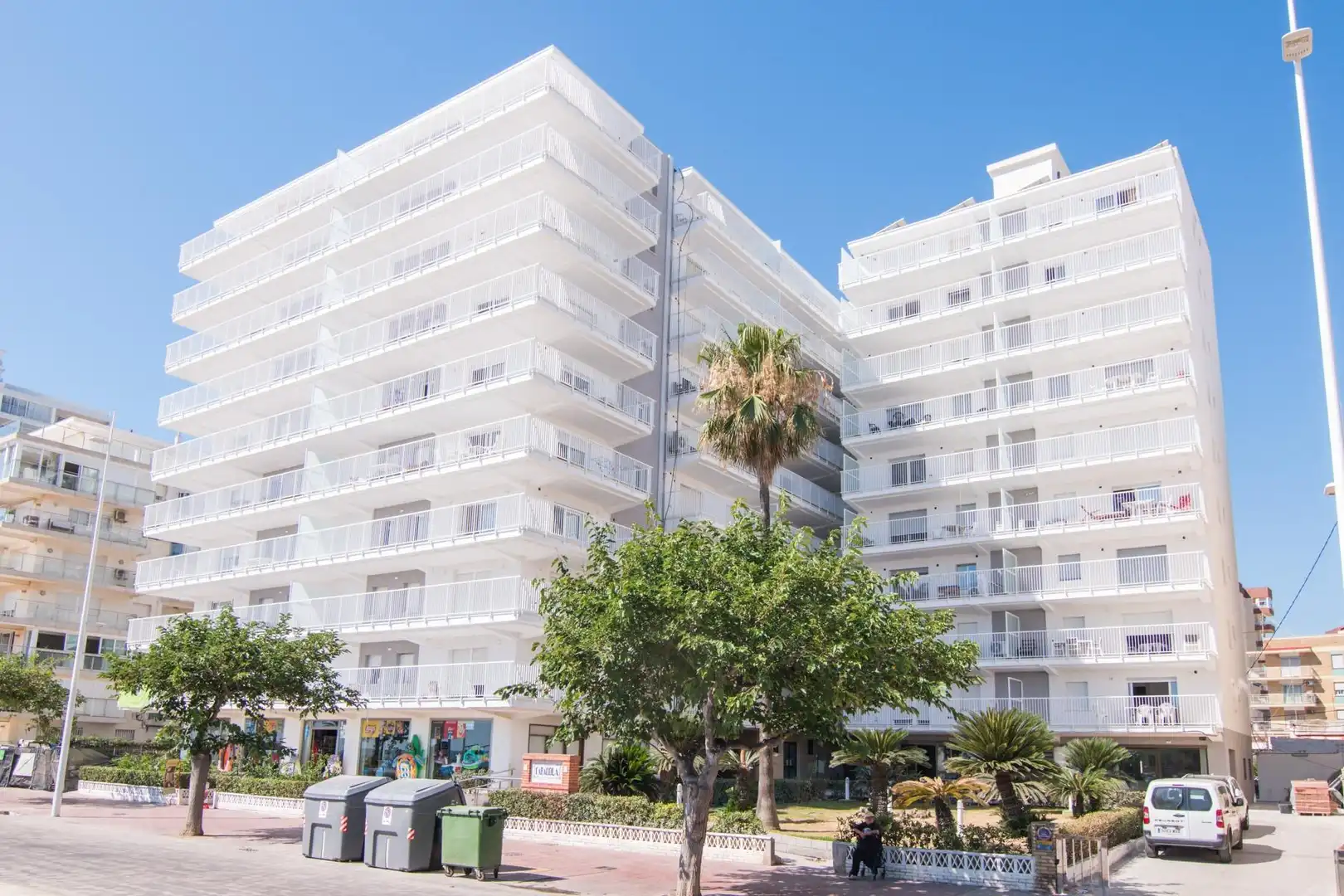 Exterior view of Apartments for sale in Gandia  with Air Conditioner, Terrace and Furnished