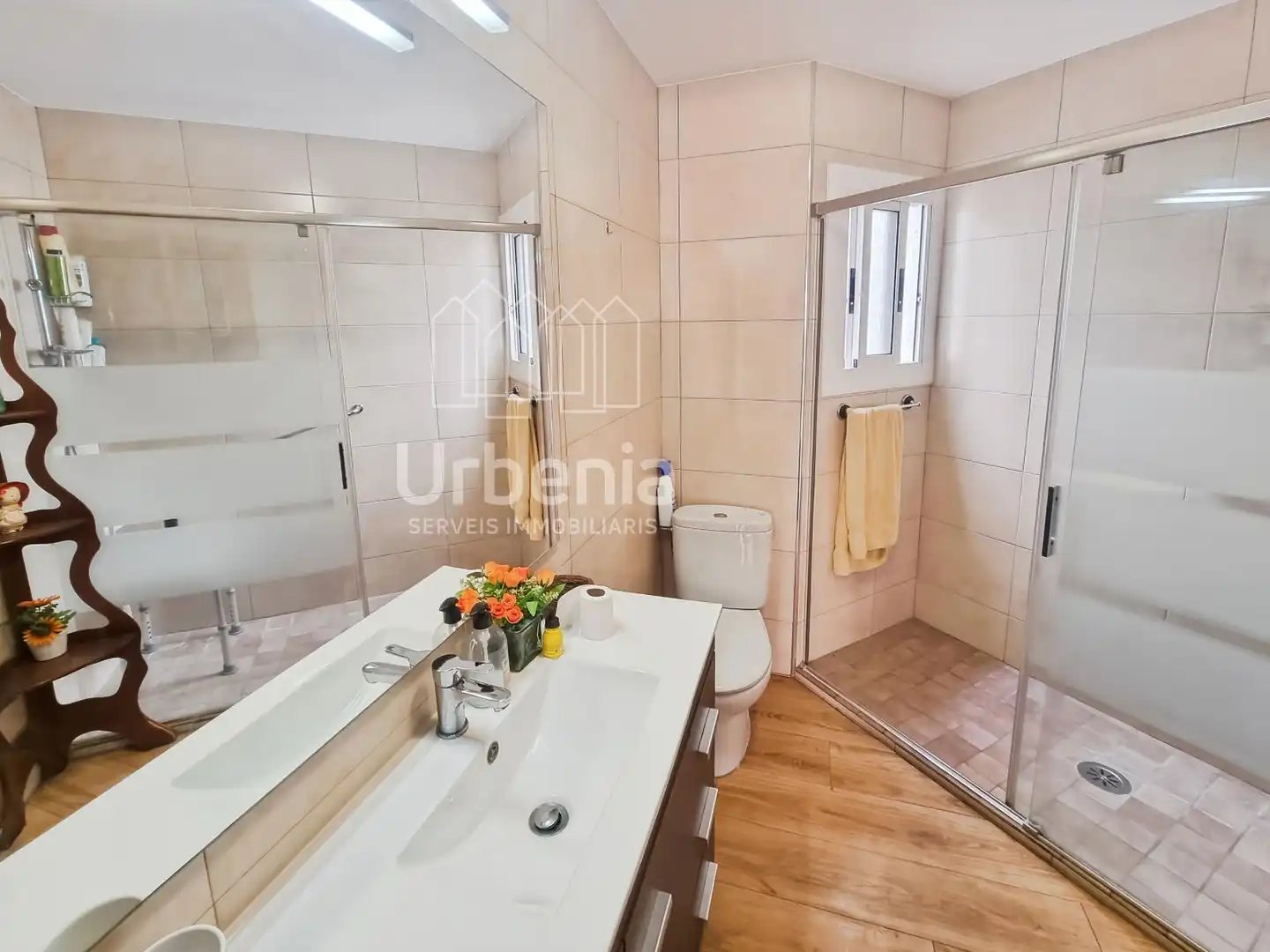 Baño de Piso en venta en Mataró con Aire acondicionado, Calefacción y Terraza