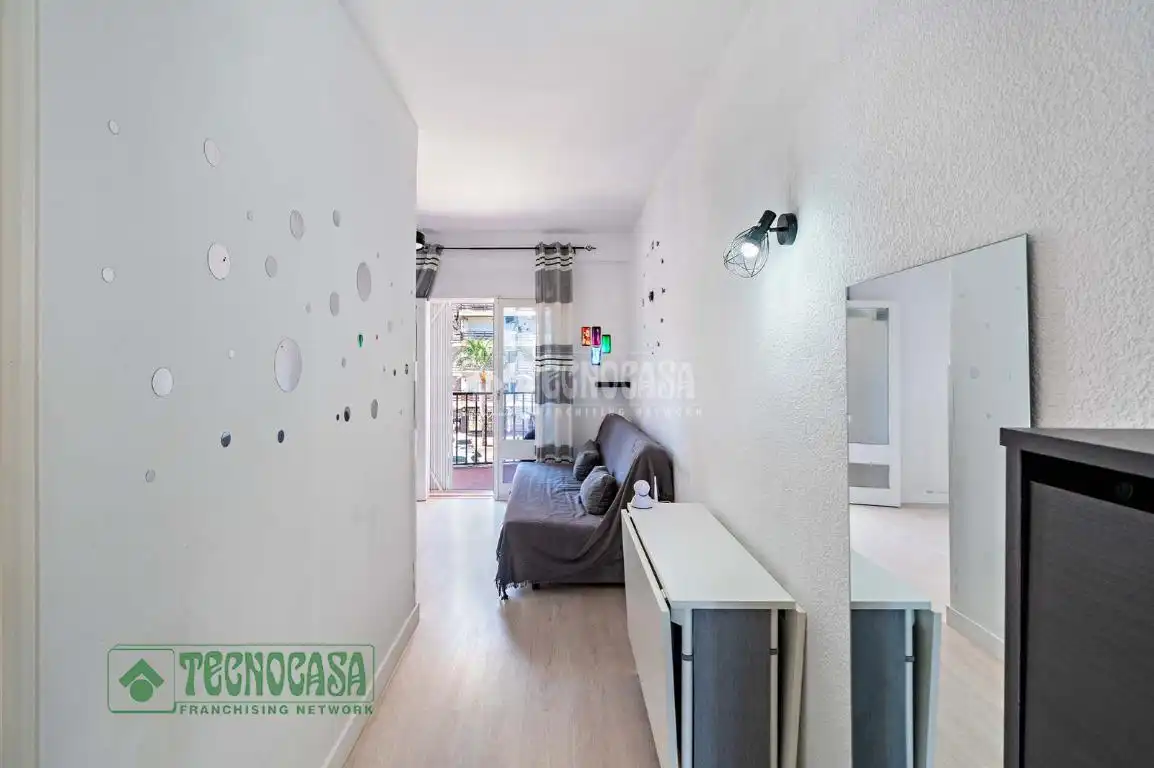 Bedroom of Flat for sale in Roquetas de Mar  with Terrace, Furnished and Alarm