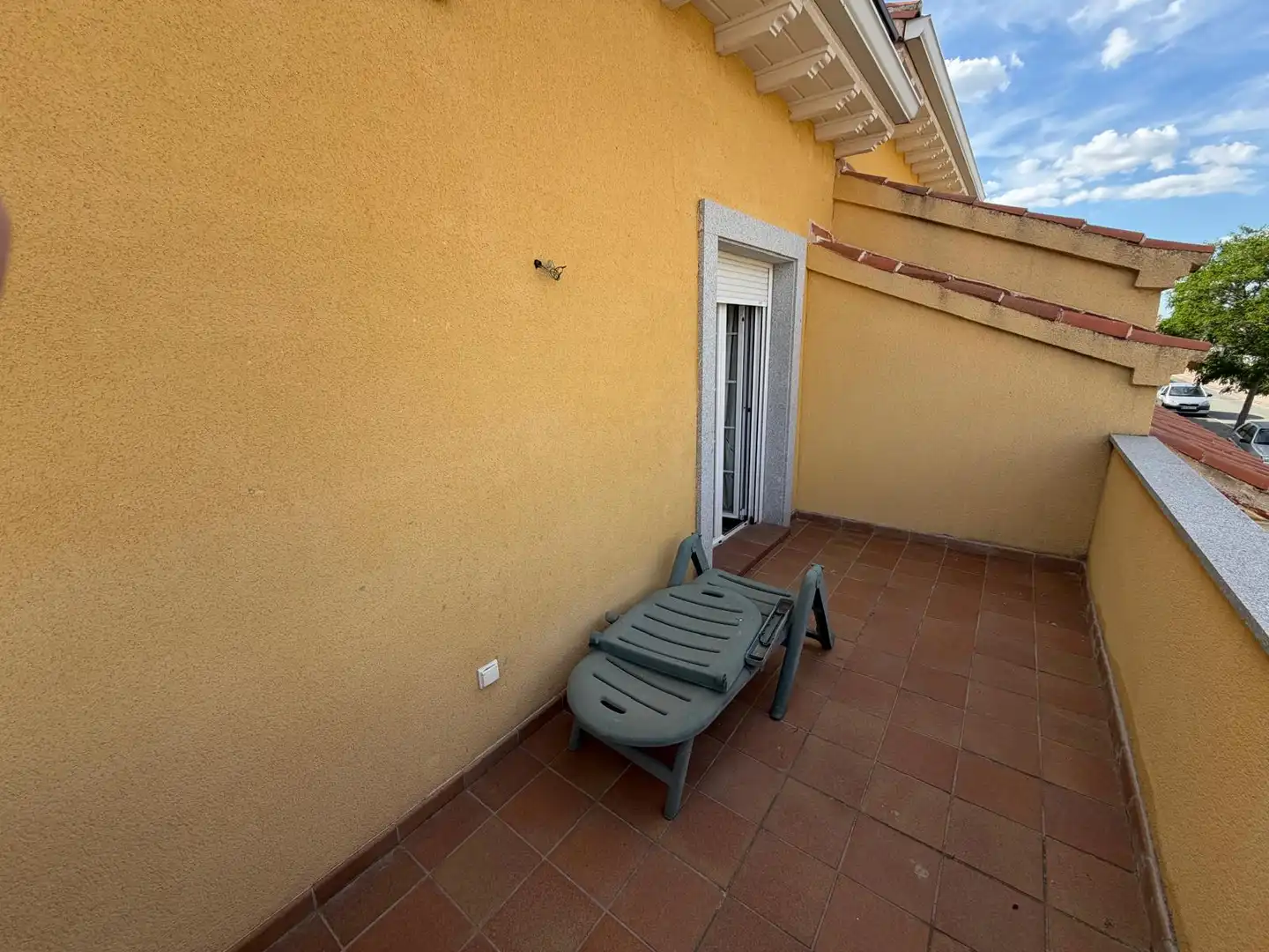 Terrassa de Casa adosada en venda en Ávila amb Calefacció i Jardí privat