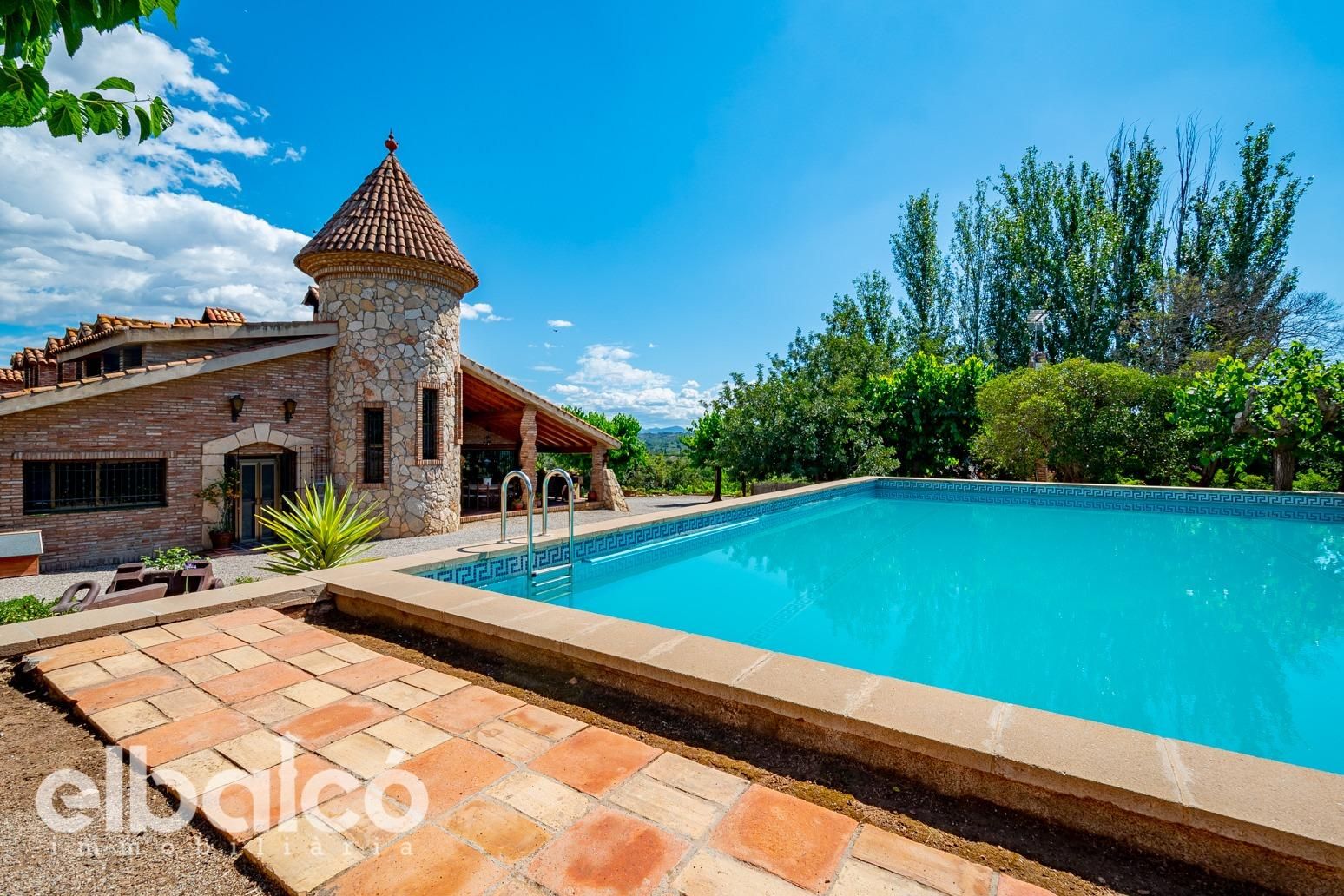 Piscina de Casa o xalet en venda en El Milà amb Aire condicionat, Calefacció i Jardí privat