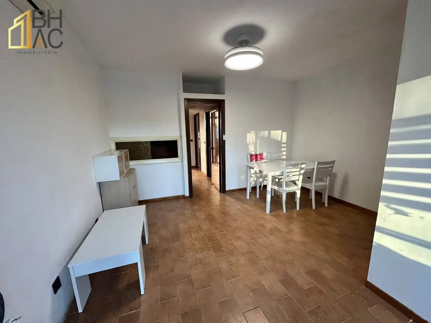Sala d'estar de Pis en venda en La Moraleja amb Aire condicionat, Calefacció i Terrassa