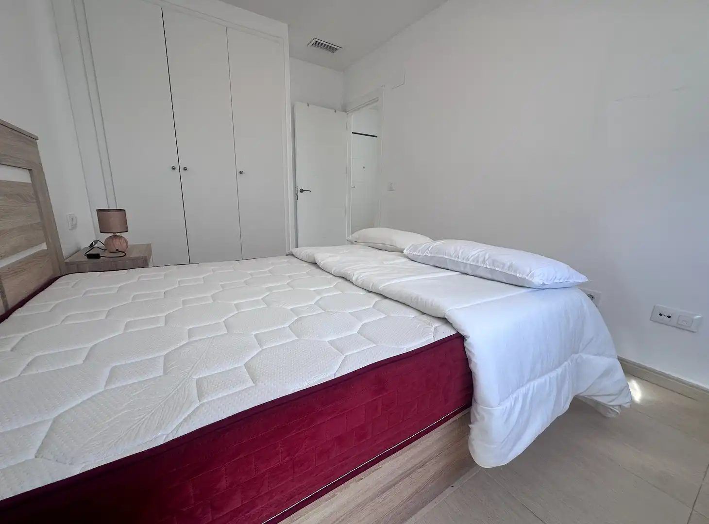 Habitación de Ático en venta en Vinaròs con Aire acondicionado, Calefacción y Jardín privado