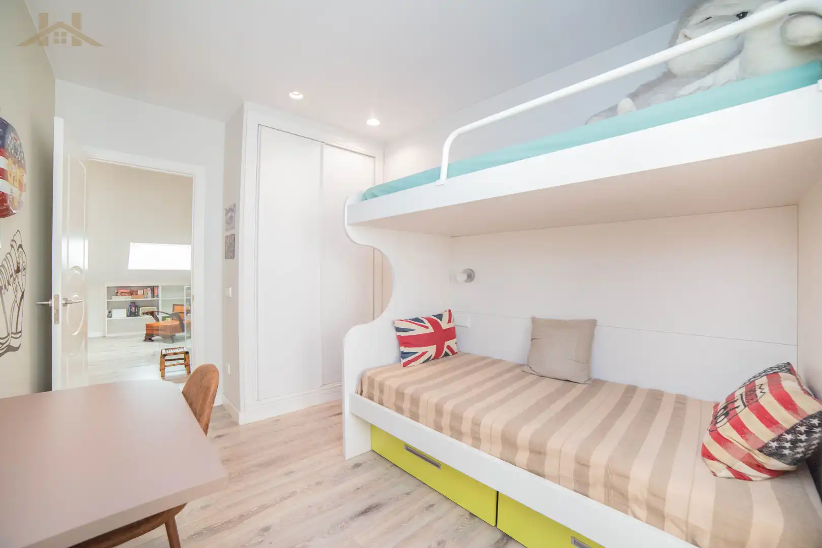 Habitación de Dúplex en venta en Pinto con Aire acondicionado, Calefacción y Terraza