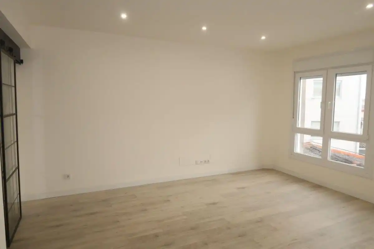Apartamento de alquiler en Torre, Monte Alto - Zalaeta - Atocha