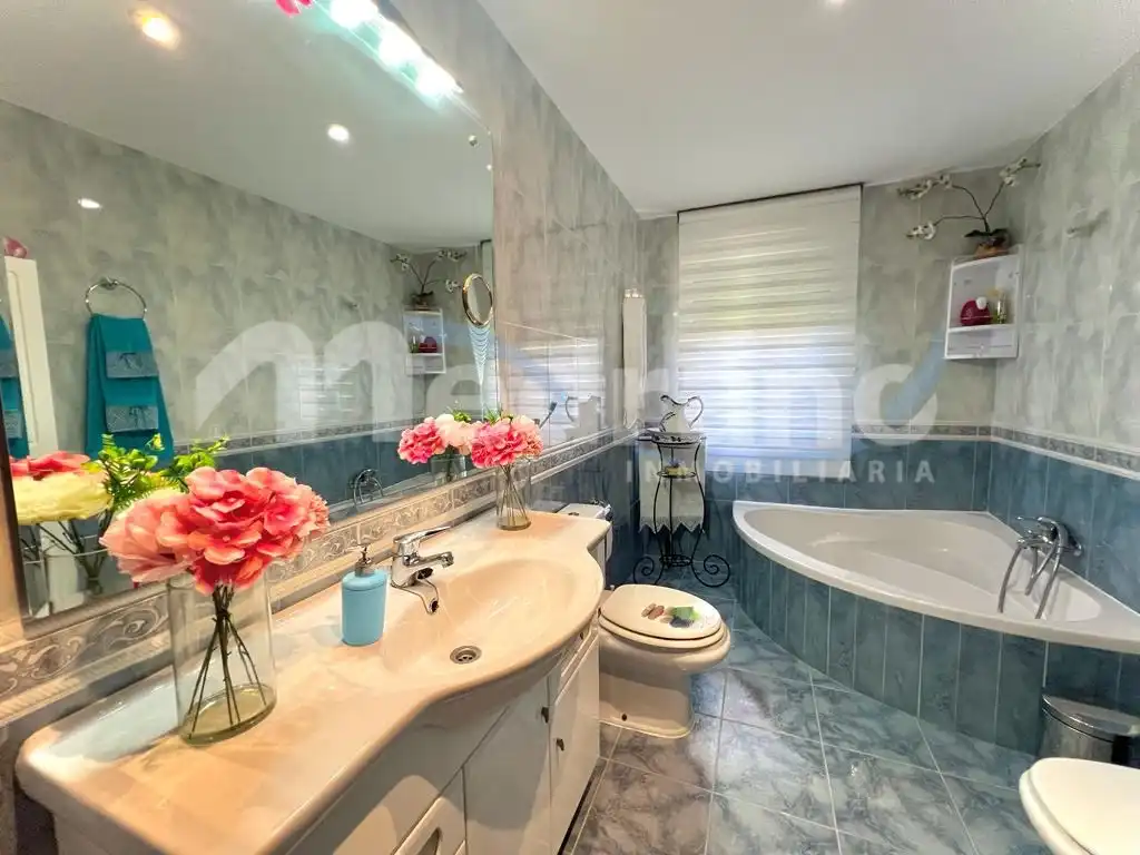 Baño de Casa o chalet en venta en La Nucia con Aire acondicionado, Calefacción y Balcón