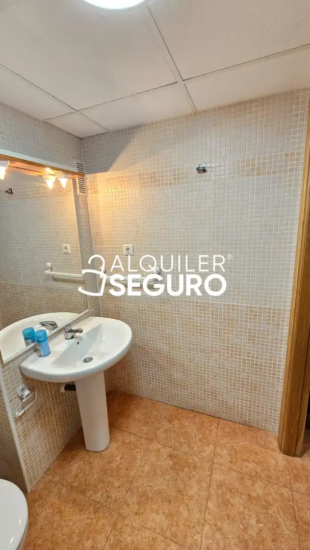 Bathroom of Flat for rent in Murcia  with Furnished