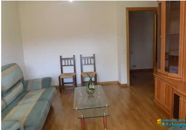 Wohnzimmer von Wohnung zur Miete in Astorga mit Heizung, Parkett und Terrasse