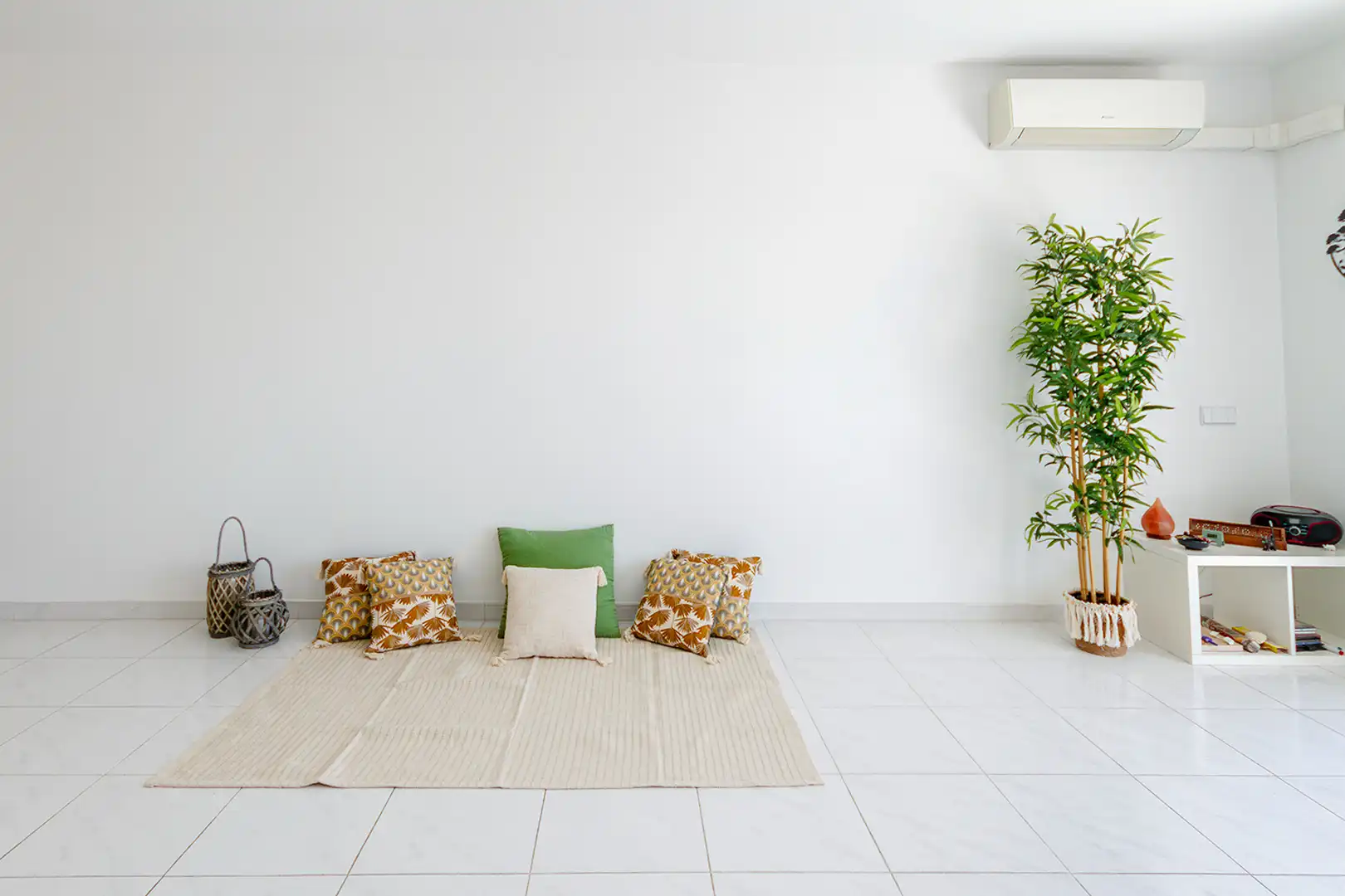 Sala de estar de Piso en venta en Sant Esteve Sesrovires con Aire acondicionado, Calefacción y Horno