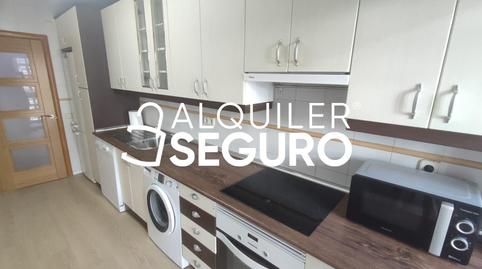 Photo 4 of Flat to rent in De Ribadavia, Pilar, Madrid