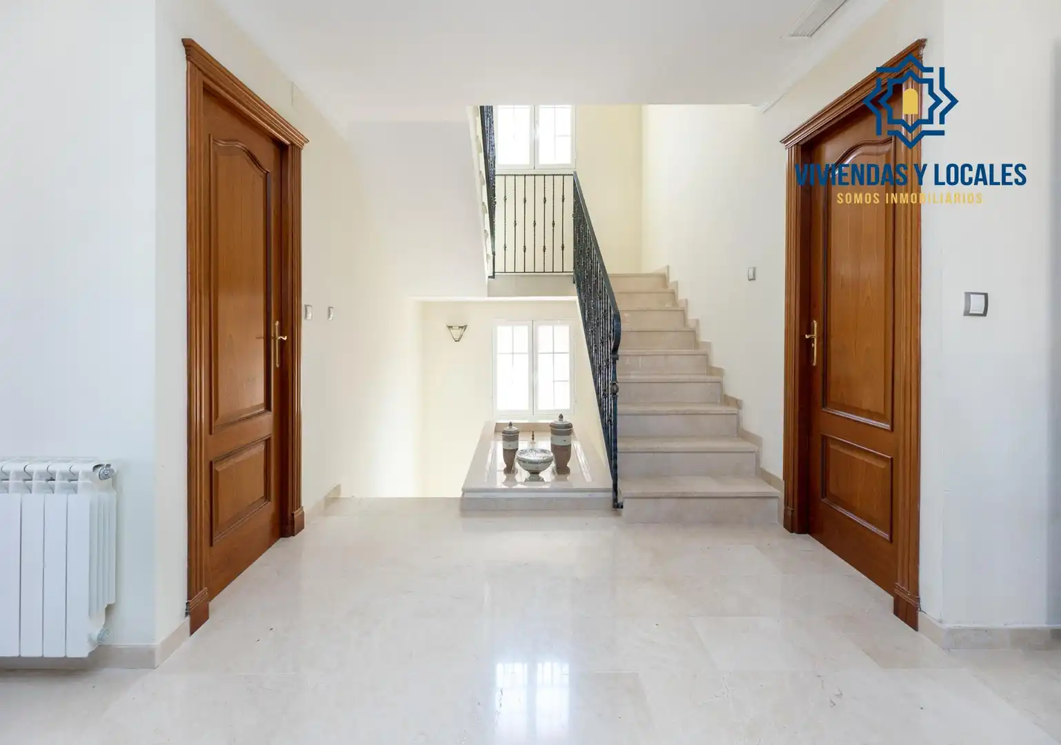 Houses for sale in Dílar  with Air Conditioner, Heating and Private garden