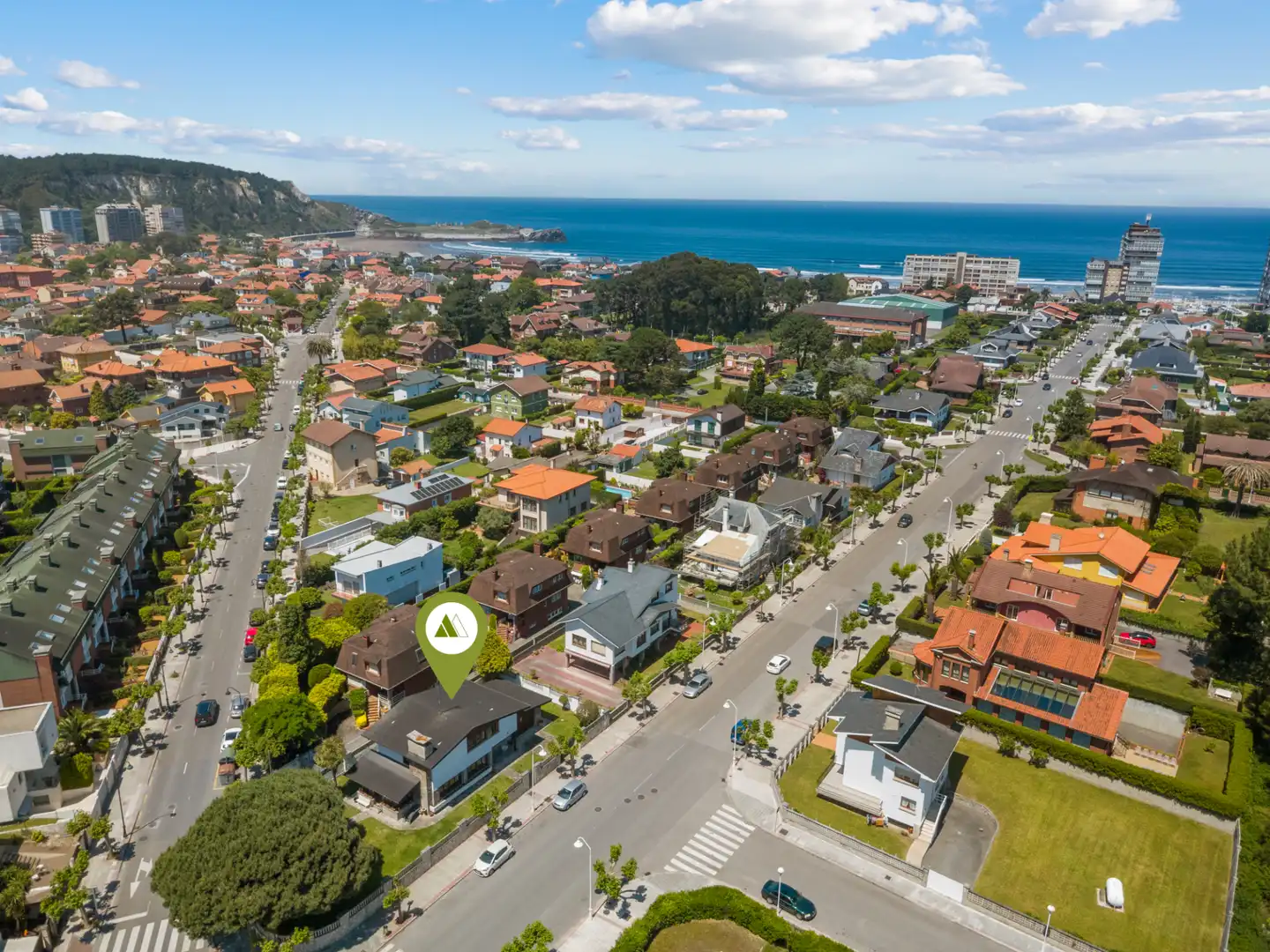 Vista exterior de Casa o chalet en venta en Castrillón con Calefacción, Jardín privado y Terraza
