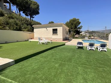Casa con jardín en venta en Canuta