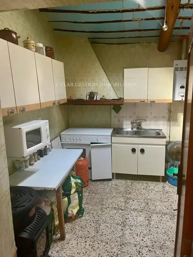 Kitchen of Houses for sale in Golpejas  with Storage room, Washing machine and Microwave