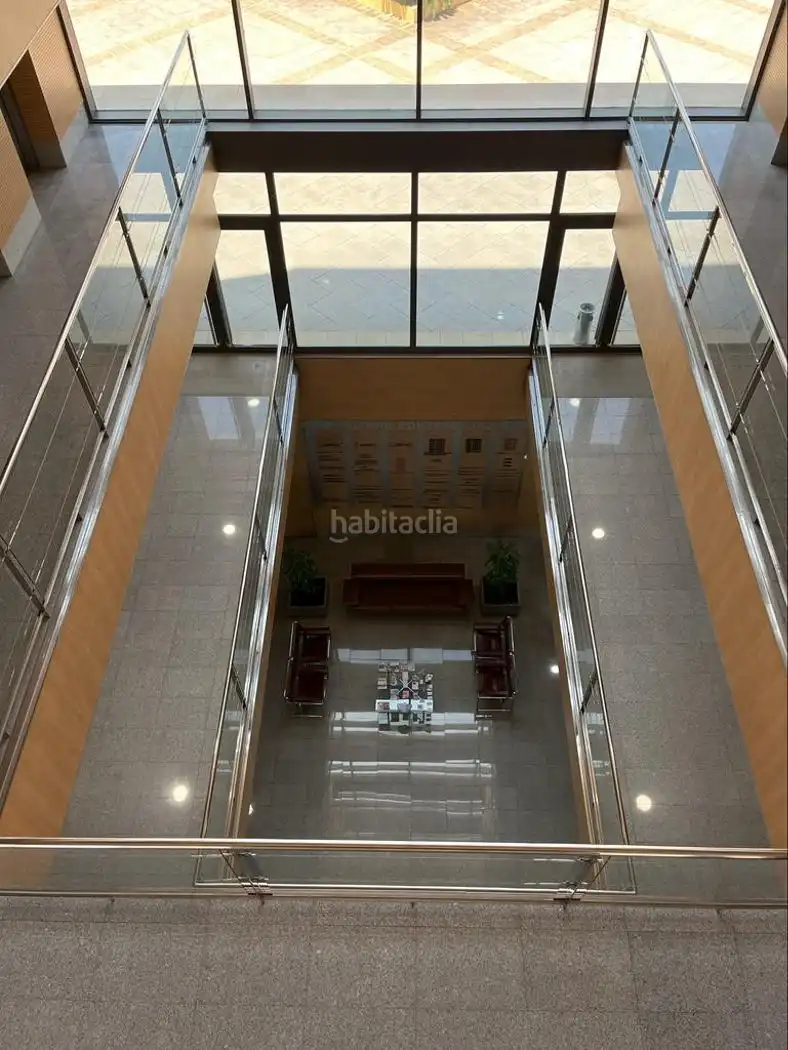 Office space to rent in Calle Doctor González Caraballo 1, imagen 3