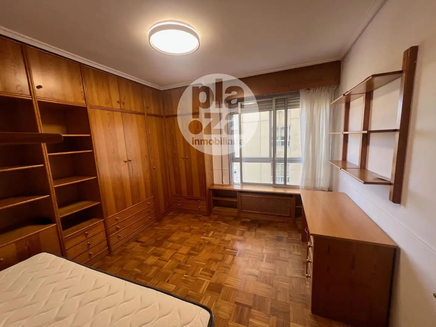 Habitación de Piso de alquiler en Burgos con Calefacción, Terraza y Trastero
