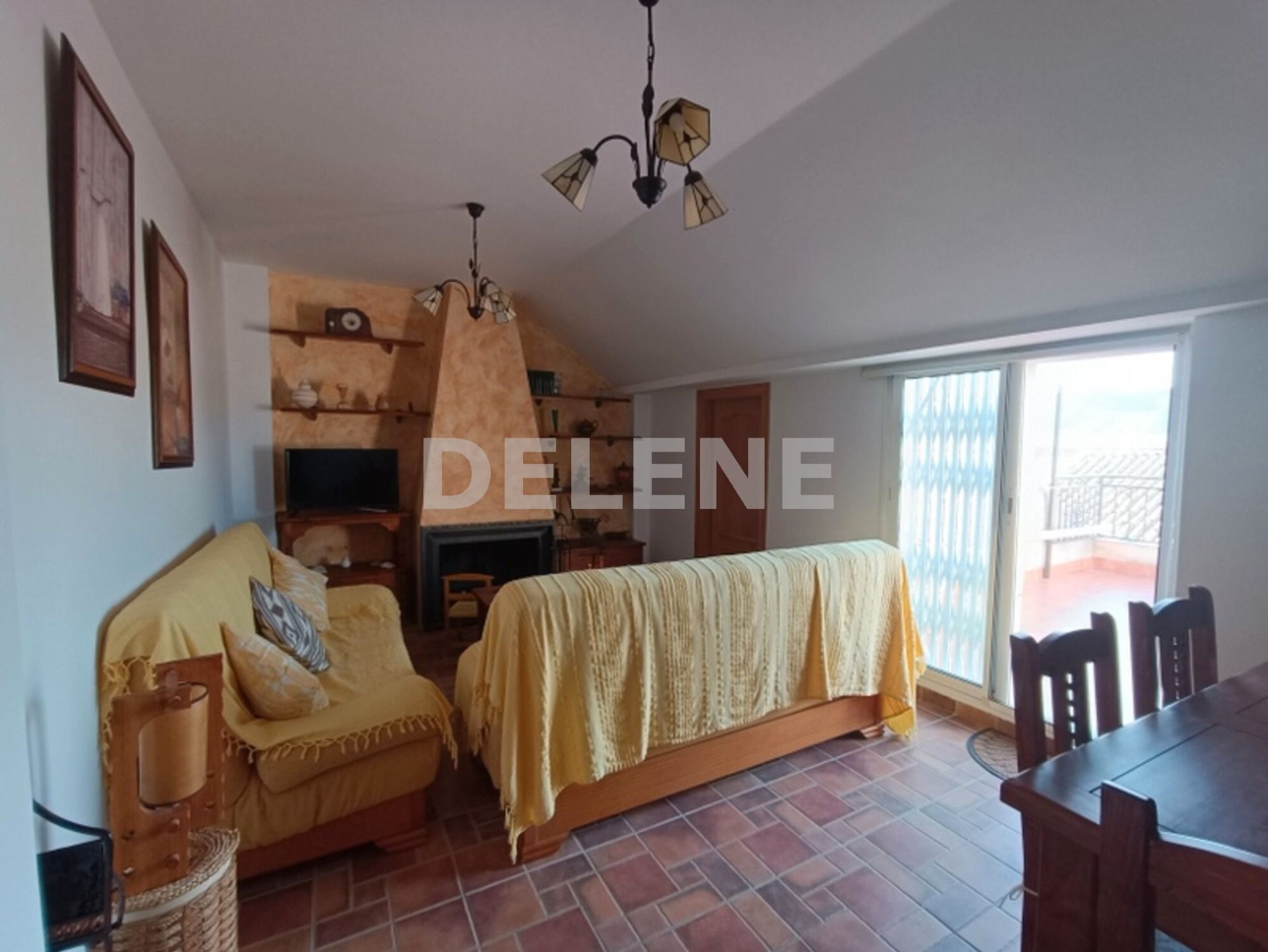 Sala d'estar de Pis en venda en Hellín amb Aire condicionat, Terrassa i Moblat