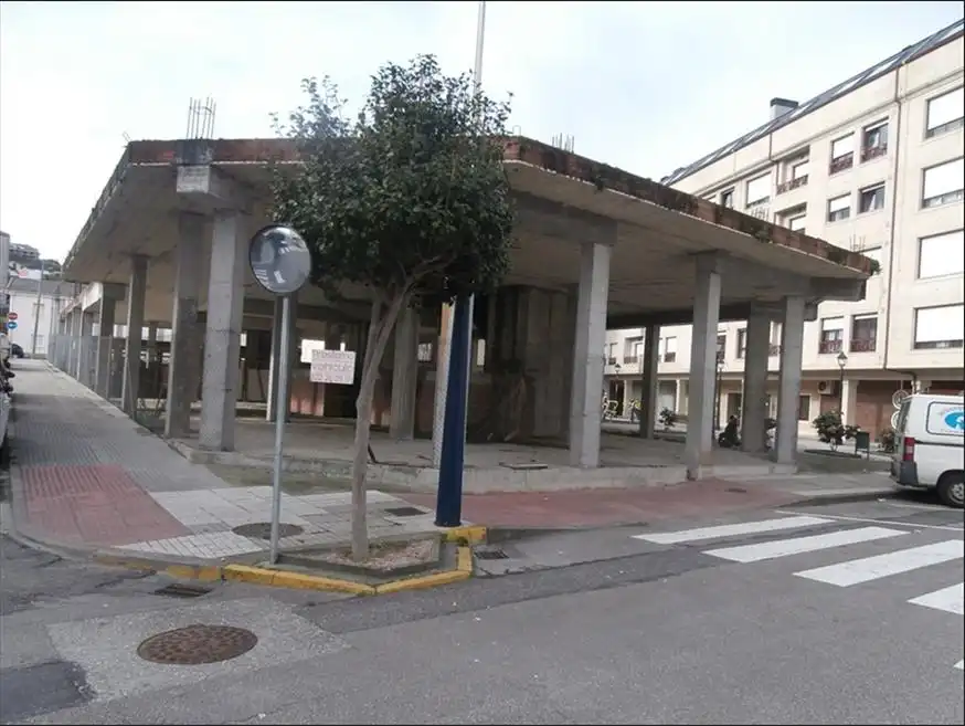 Außenansicht von Gebäude zum Verkauf in Burela