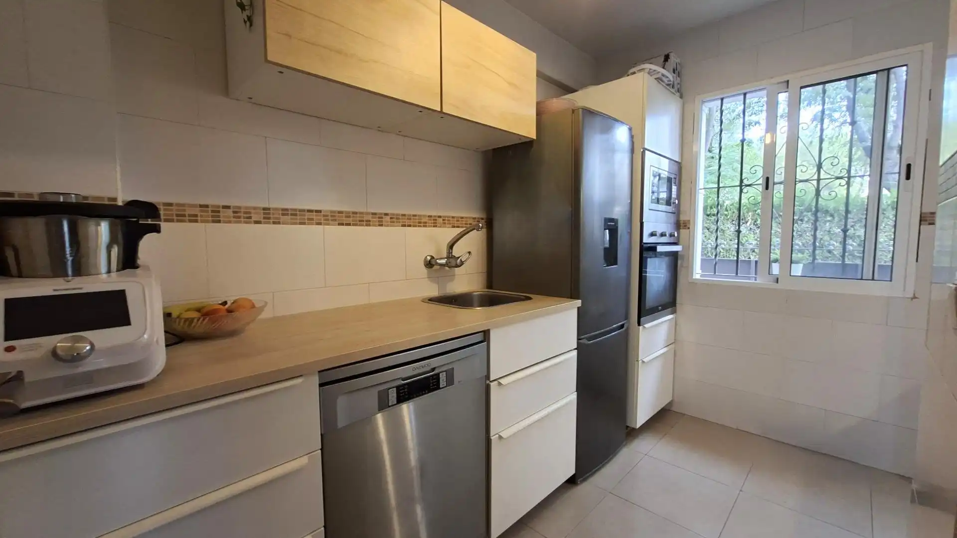 Terraced house with terrace for sale in Avenida ANTONIO MAIRENA, imagen 10