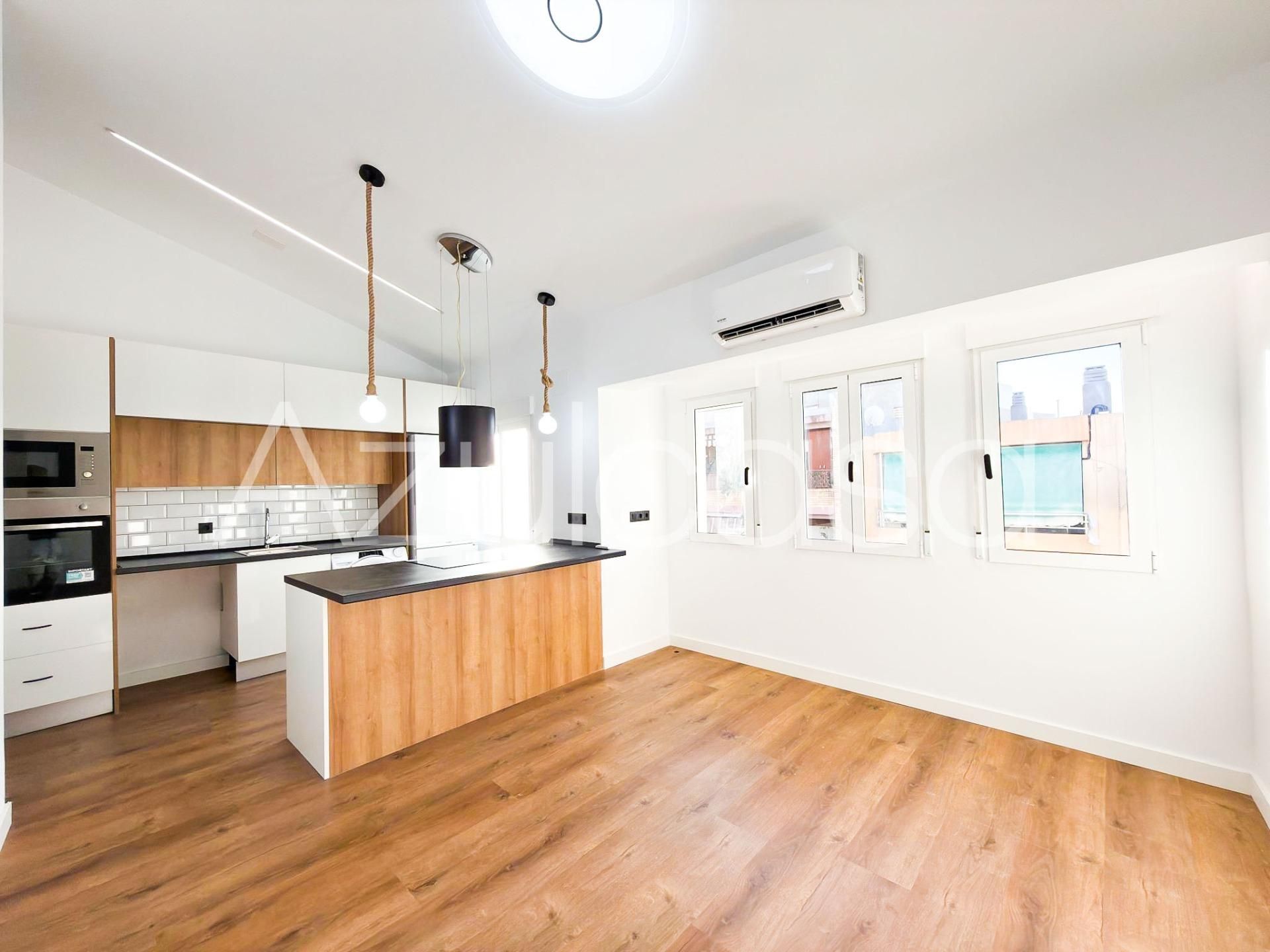 Kitchen of Flat for sale in Alicante / Alacant  with Air Conditioner and Balcony