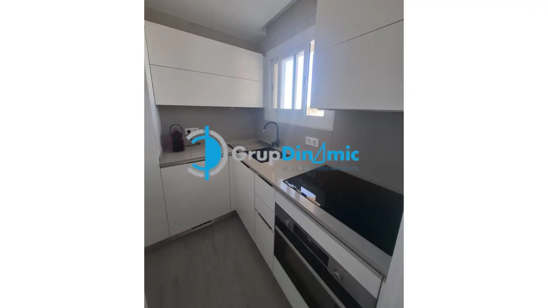 Cocina de Estudio en venta en Palamós con Horno
