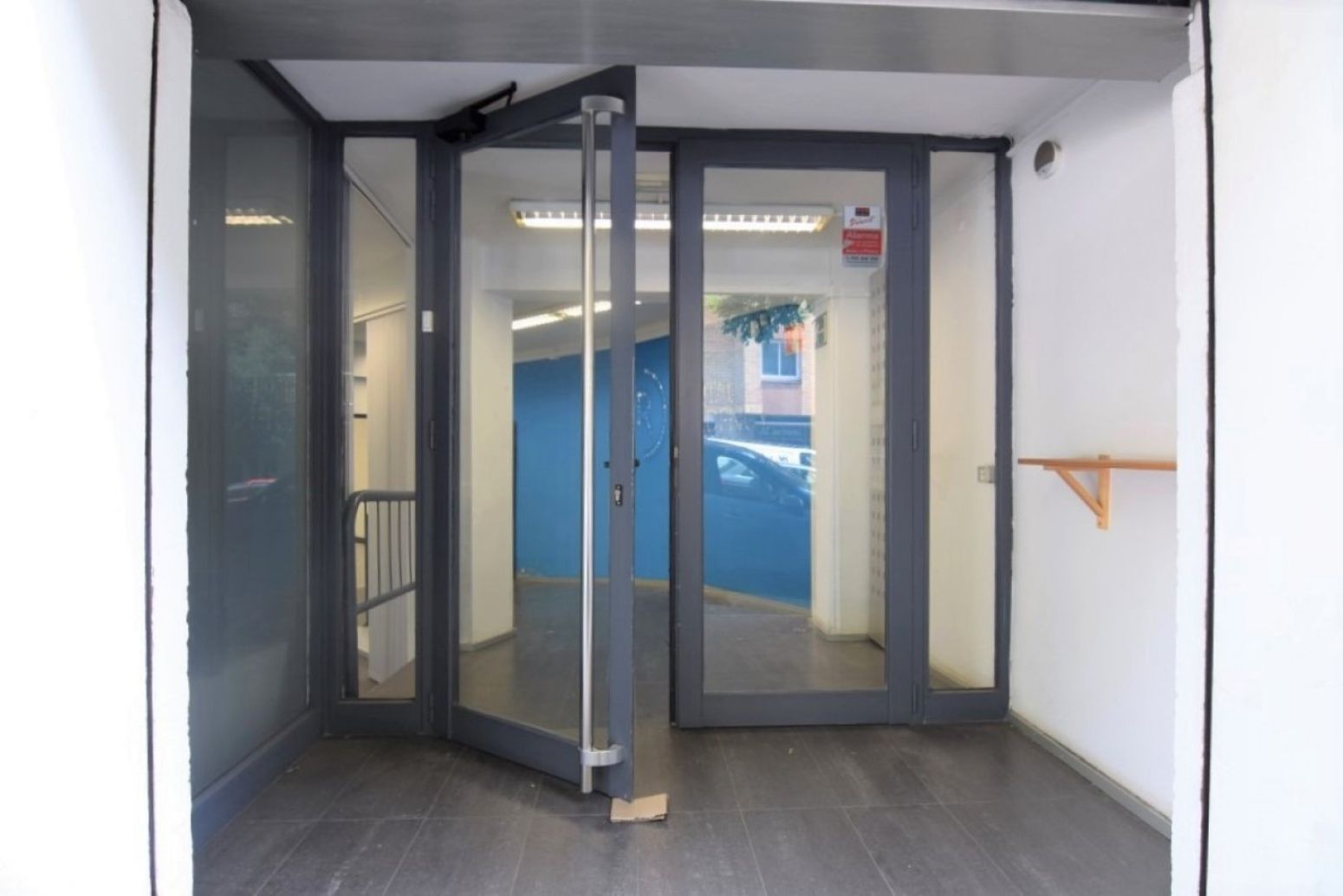 Premises for sale in  Barcelona Capital