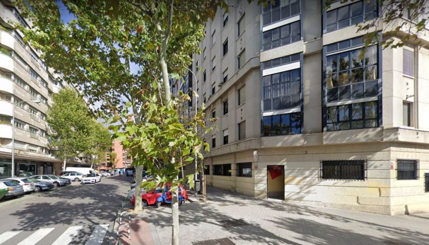 Vista exterior de Local en venta en  Madrid Capital con Aire acondicionado