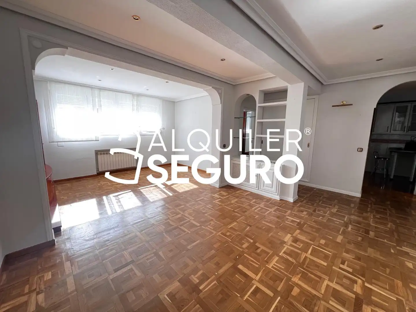 Living room of Flat for rent in Madrid  with Heating