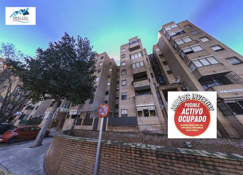 Exterior view of Flat for sale in  Sevilla Capital