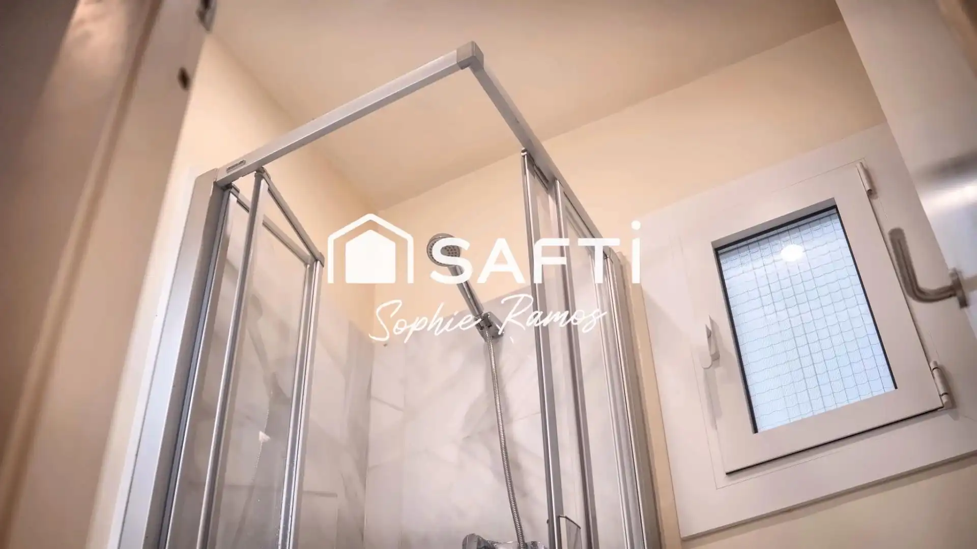 Bathroom of Flat for sale in Sant Martí